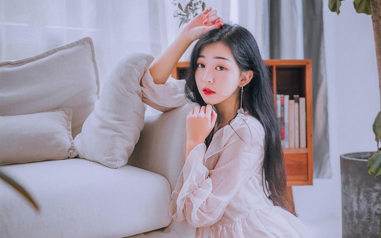 新疆阿瓦提：水稻插秧机械化 加速农田“披”绿装